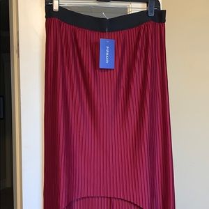 High low pleated skirt size M